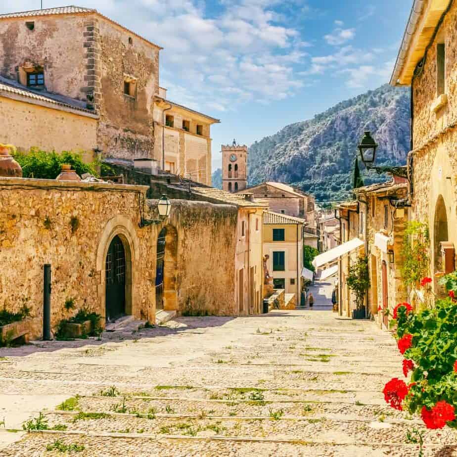 Places to visit in Mallorca: Pollenca, old village on the north of the island